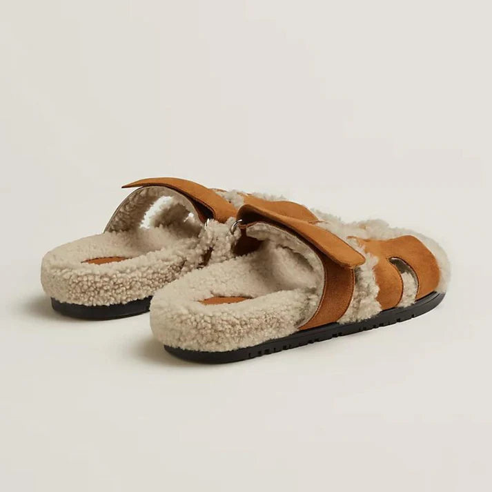 ATHENÉ | Sandalen aus Fell