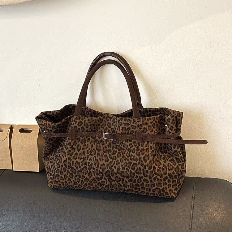 Amalia | Tasche aus Veloursleder