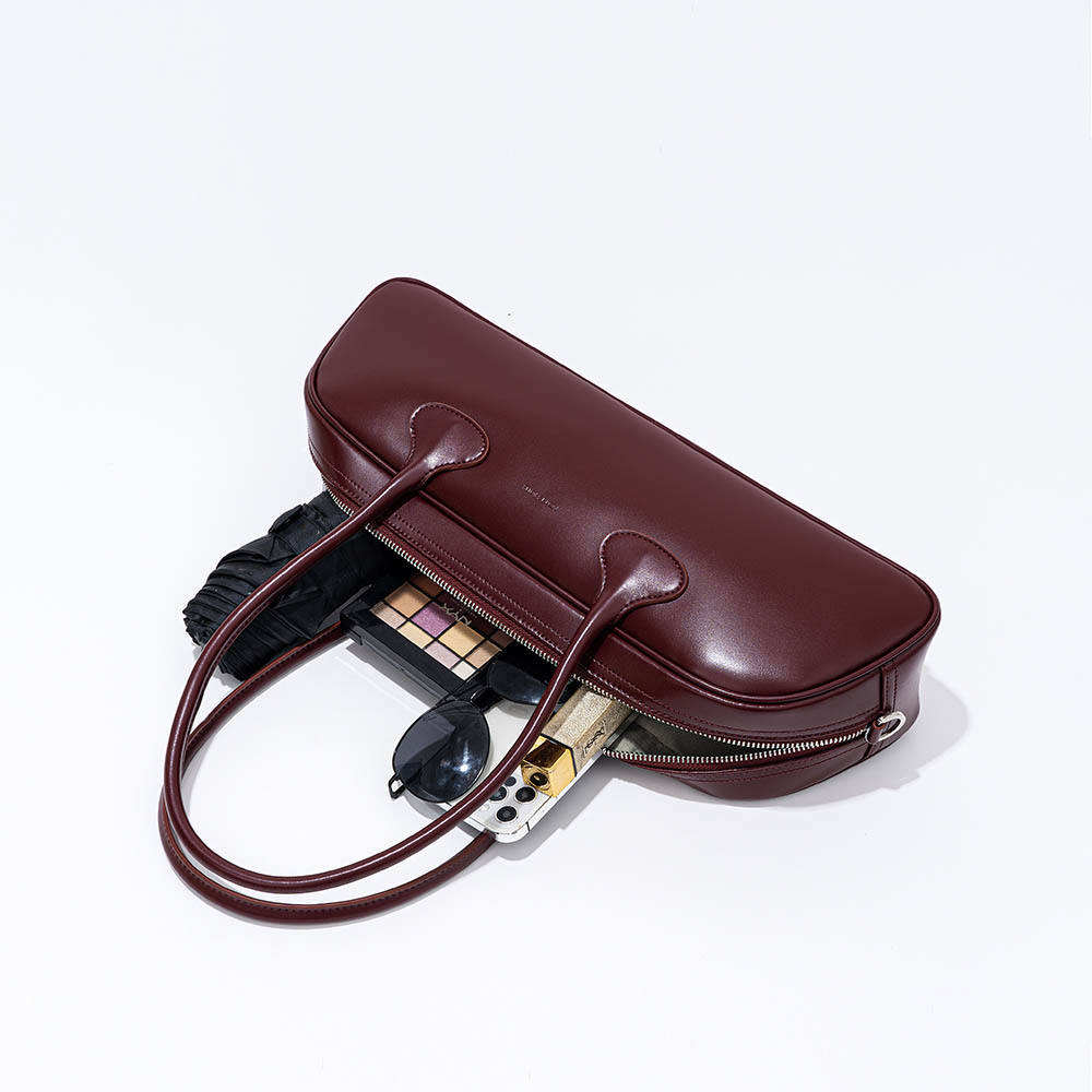 Cléo | Borsa