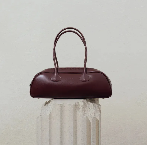 Cléo | Borsa