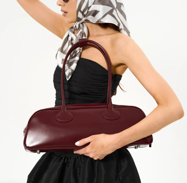 Cléo | Borsa