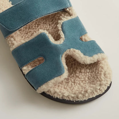 ATHENÉ | Sandalen aus Fell